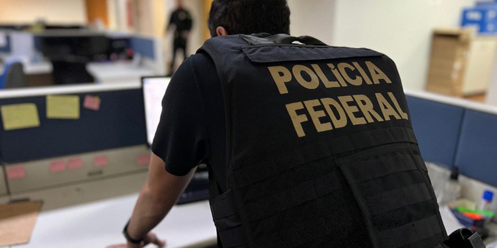 Capa: Operação Rastilho: PF cumpre mandados em investigação eleitoral no CE