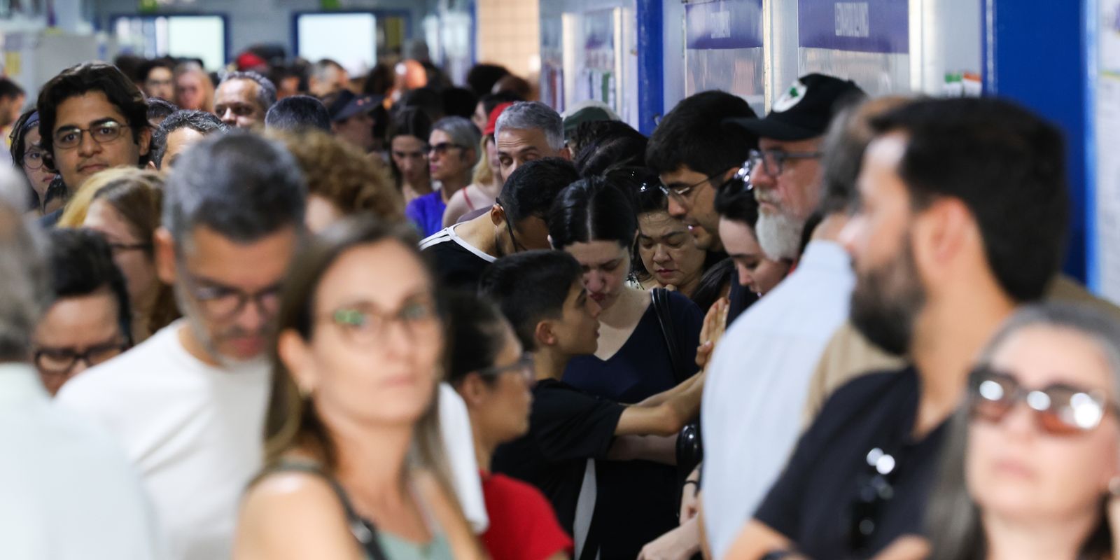 Capa: Renovação da Câmara federal chegou a 35%; veja nova composição da Casa